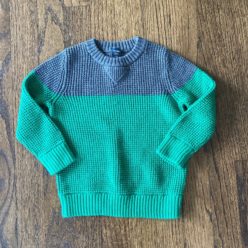 COPY - GAP sweater 12-18 months, like new!
